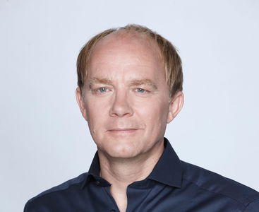 Derek Ogilvie - Up Close and Personal